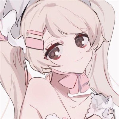 女司机在高速开车化妆理直气壮
